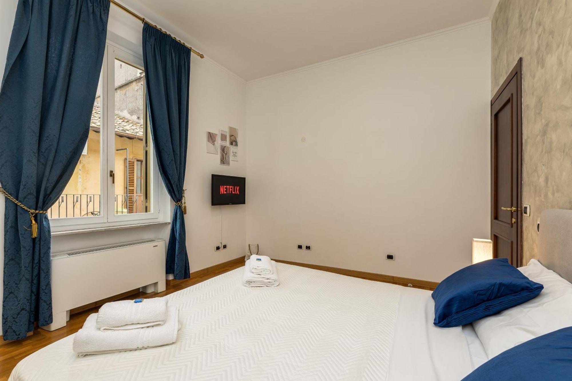Colosseum Sweet Life Apartment, Rome